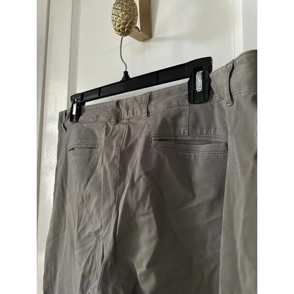Eddie Bauer Shaw Fit Women’s size 12L pants - Picture 6 of 6